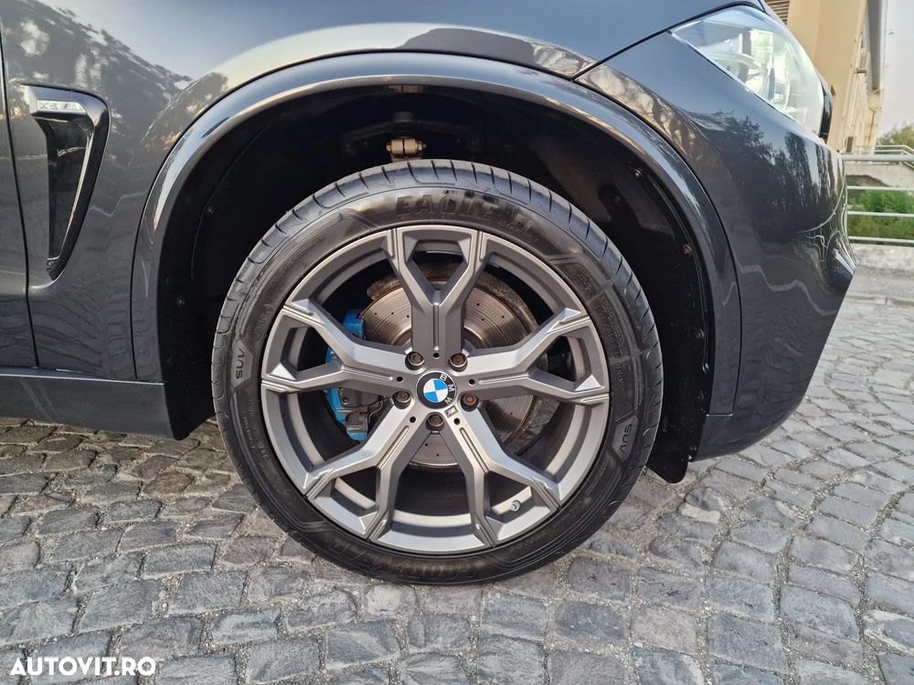 BMW X5 xDrive40d - 11