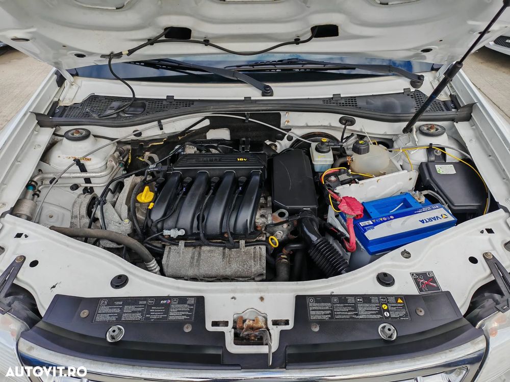 Dacia Duster 1.6 16V 4x2 Laureate - 8