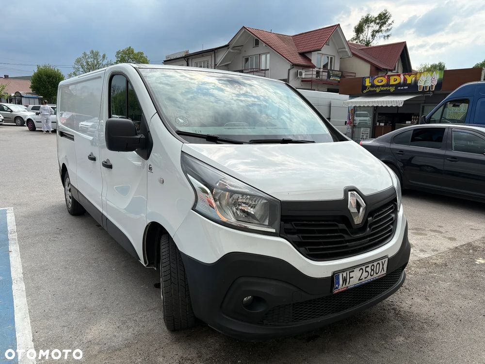 Renault Trafic - 2