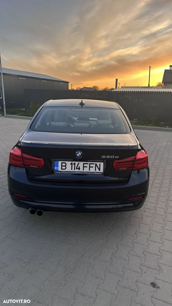 BMW Seria 3 330e iPerformance Advantage - 4