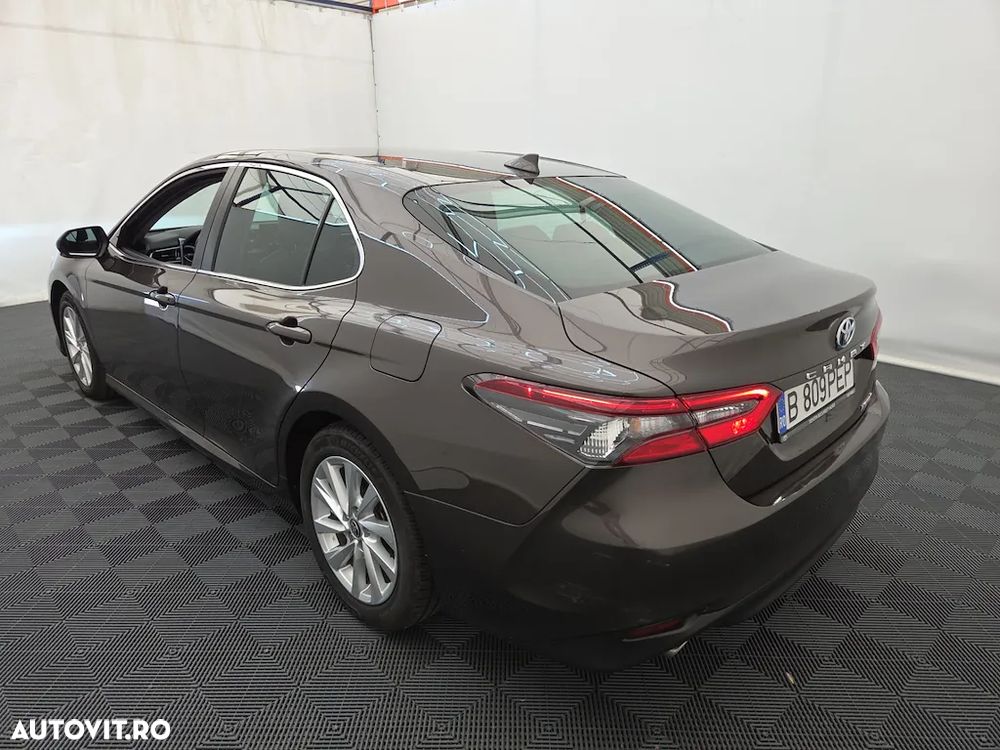 Toyota Camry 2.5 Business - 3