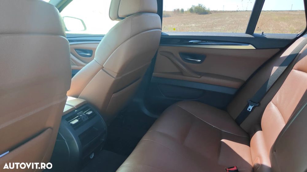 BMW Seria 5 525d xDrive Touring - 20