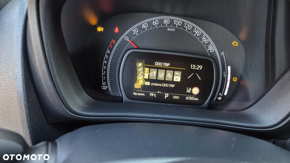 Toyota Aygo X S-CVT Air Prestige - 26