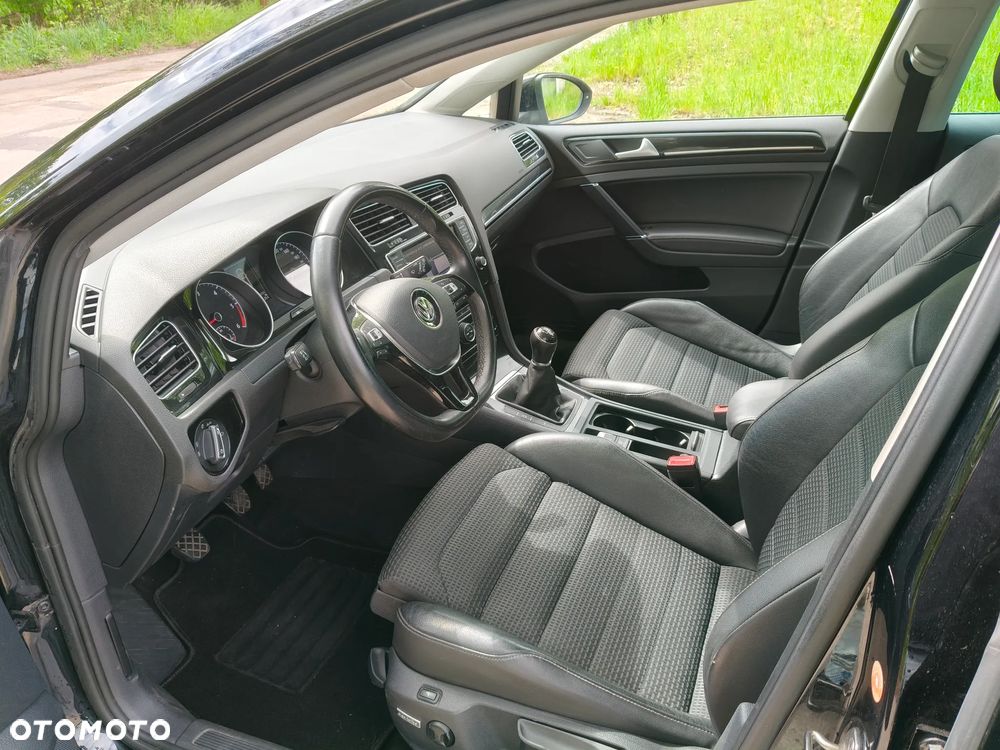 Volkswagen Golf 2.0 BlueTDI Highline - 23