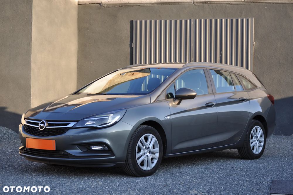 Opel Astra 1.6 D (CDTI) Automatik Edition - 4
