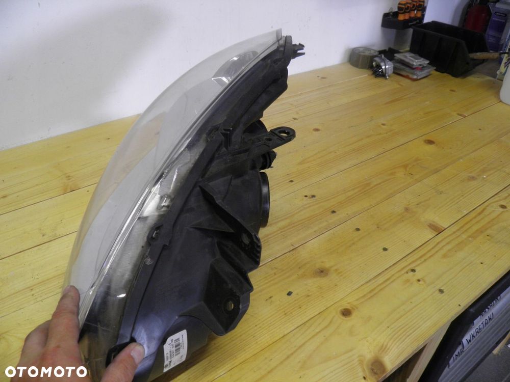 LAMPA Przednia PRAWA RENAULT CLIO III LIFT 8200892495 EUR - 3
