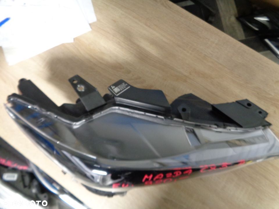 MAZDA CX5 II LAMPA PRAWA PRZÓD EUROPA - 2