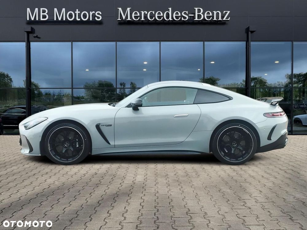 Mercedes-Benz AMG GT - 4