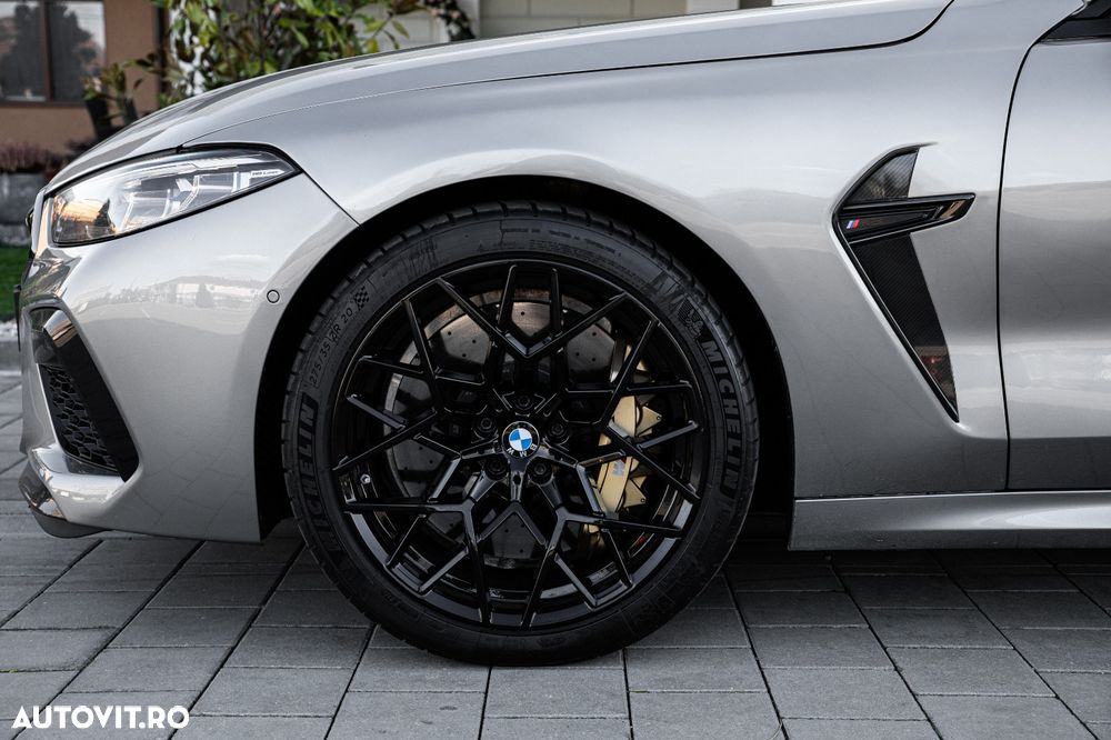 BMW M8 - 8