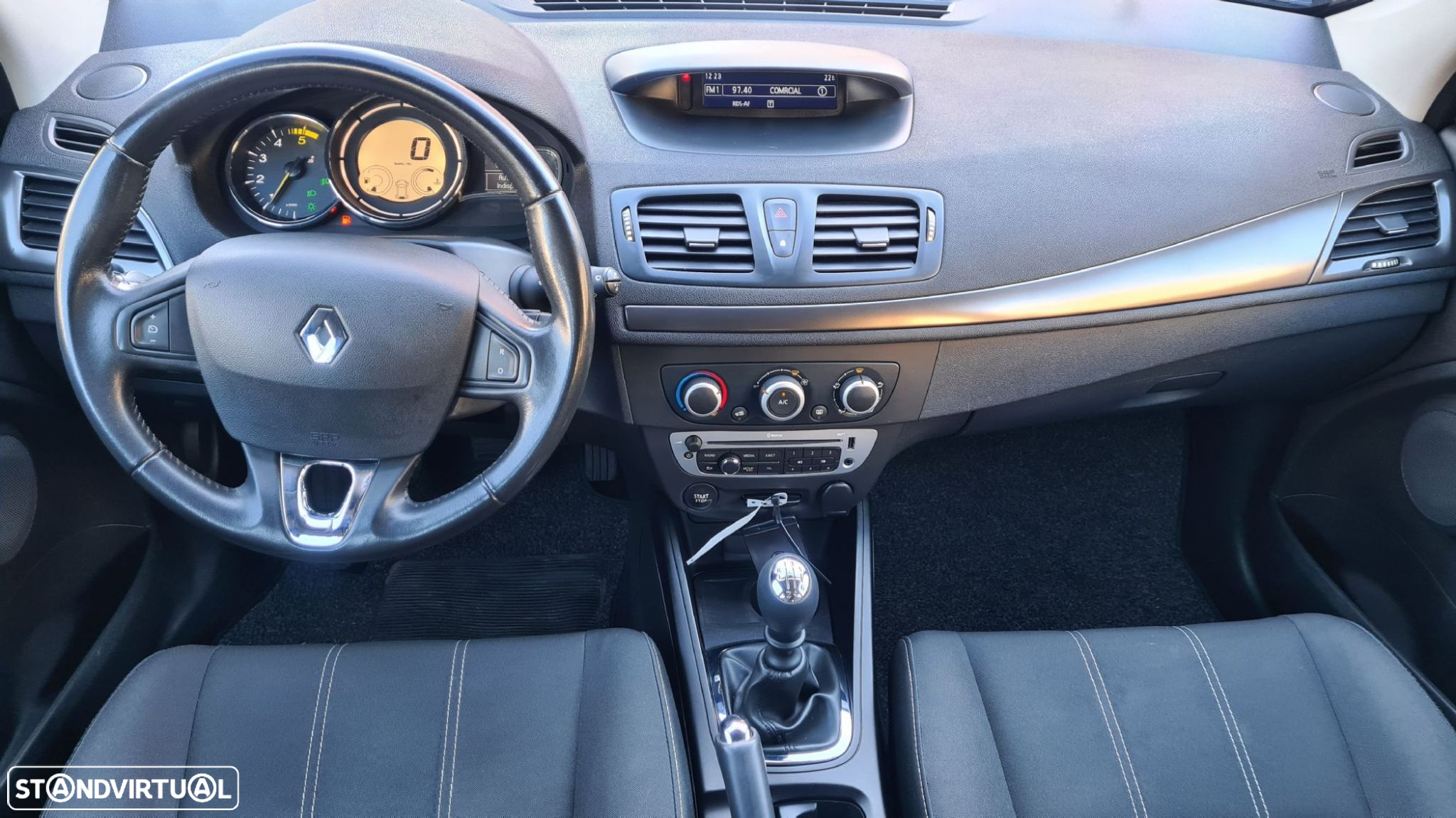 Renault Mégane 1.5 dCi Zen - 10