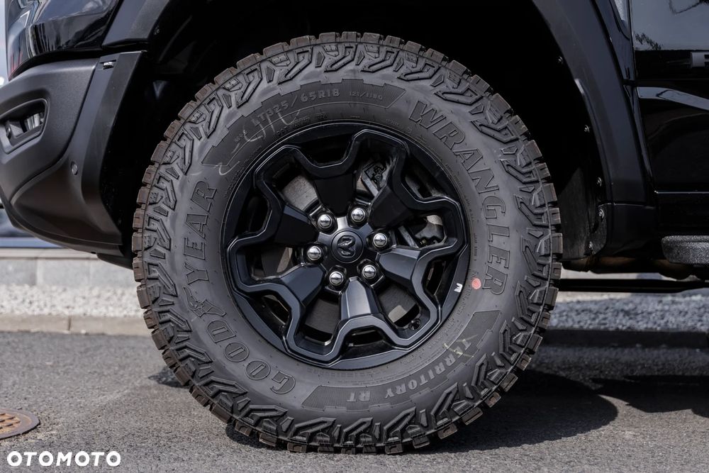RAM 1500 RHO - 27