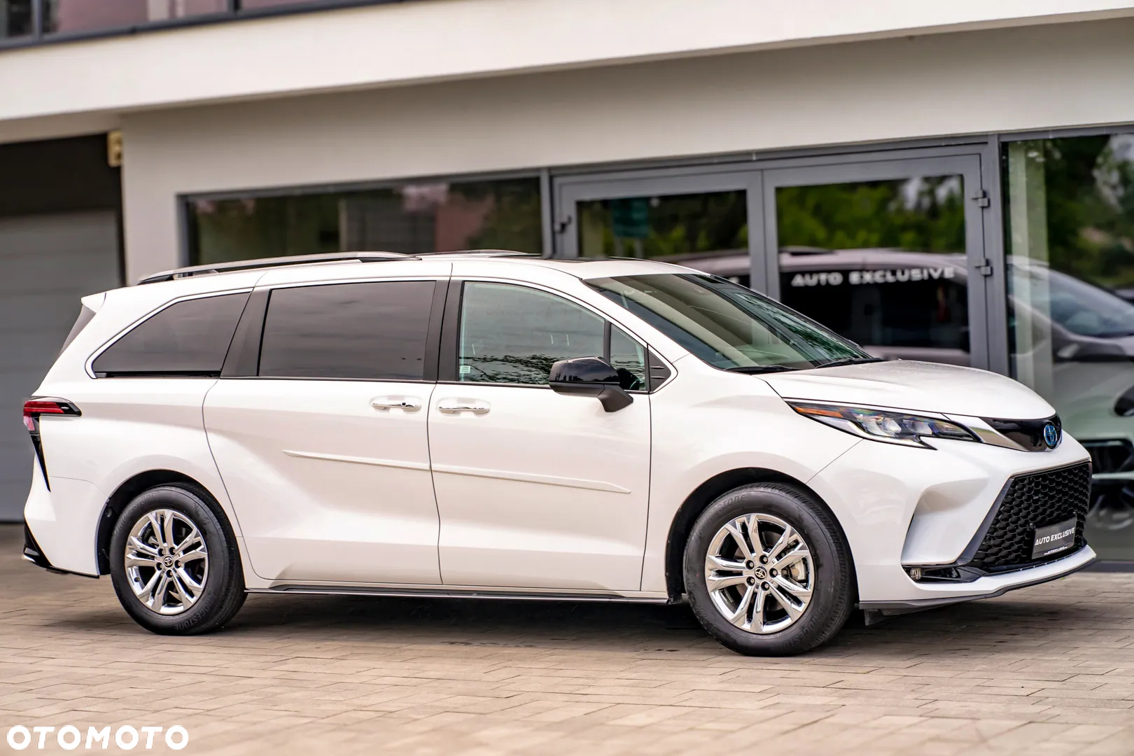 Toyota Sienna - 12