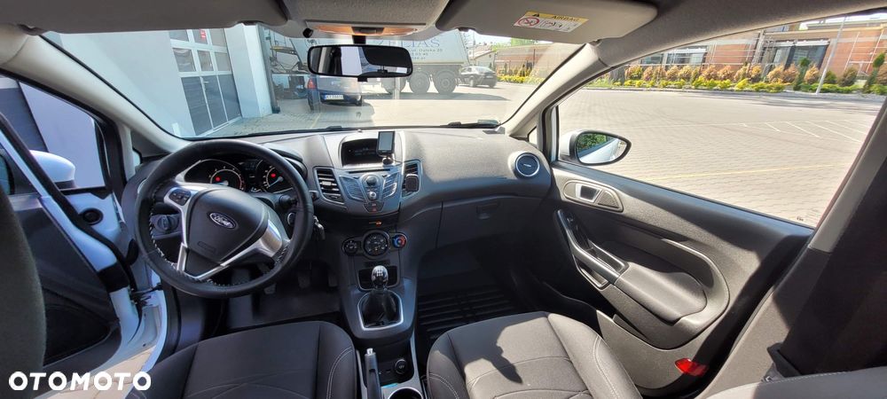 Ford Fiesta 1.0 EcoBoost Titanium - 4