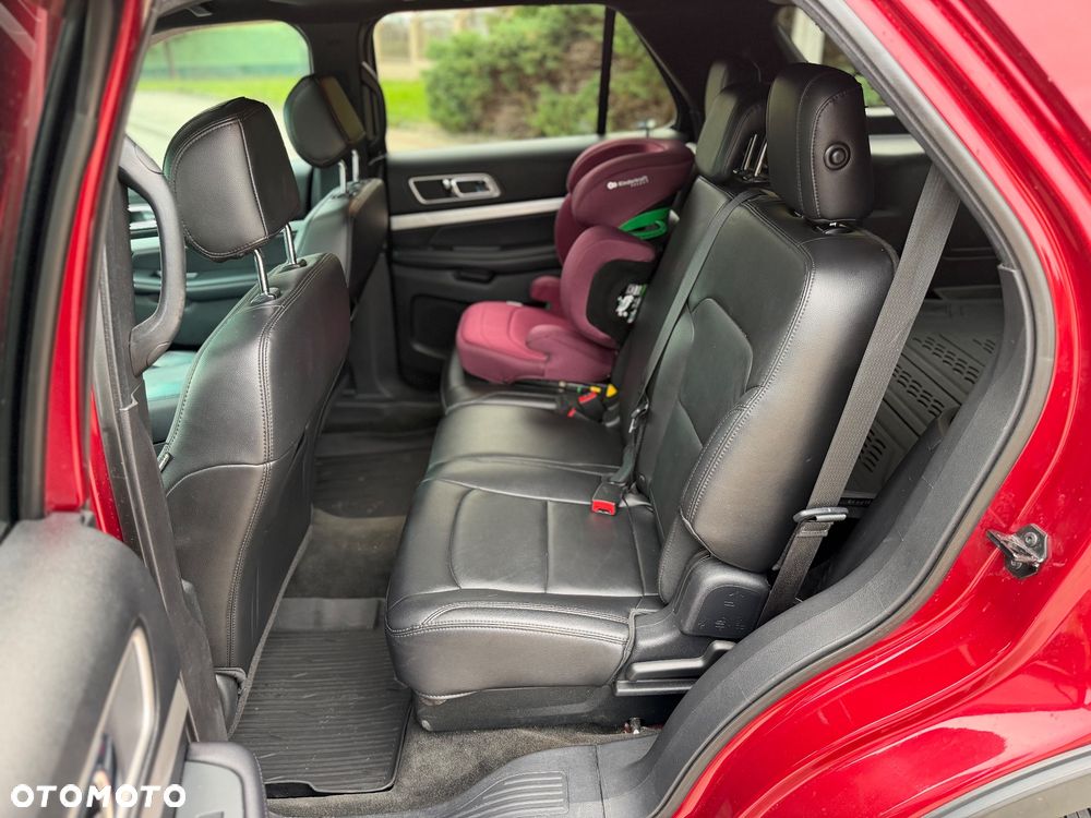 Ford Explorer - 19