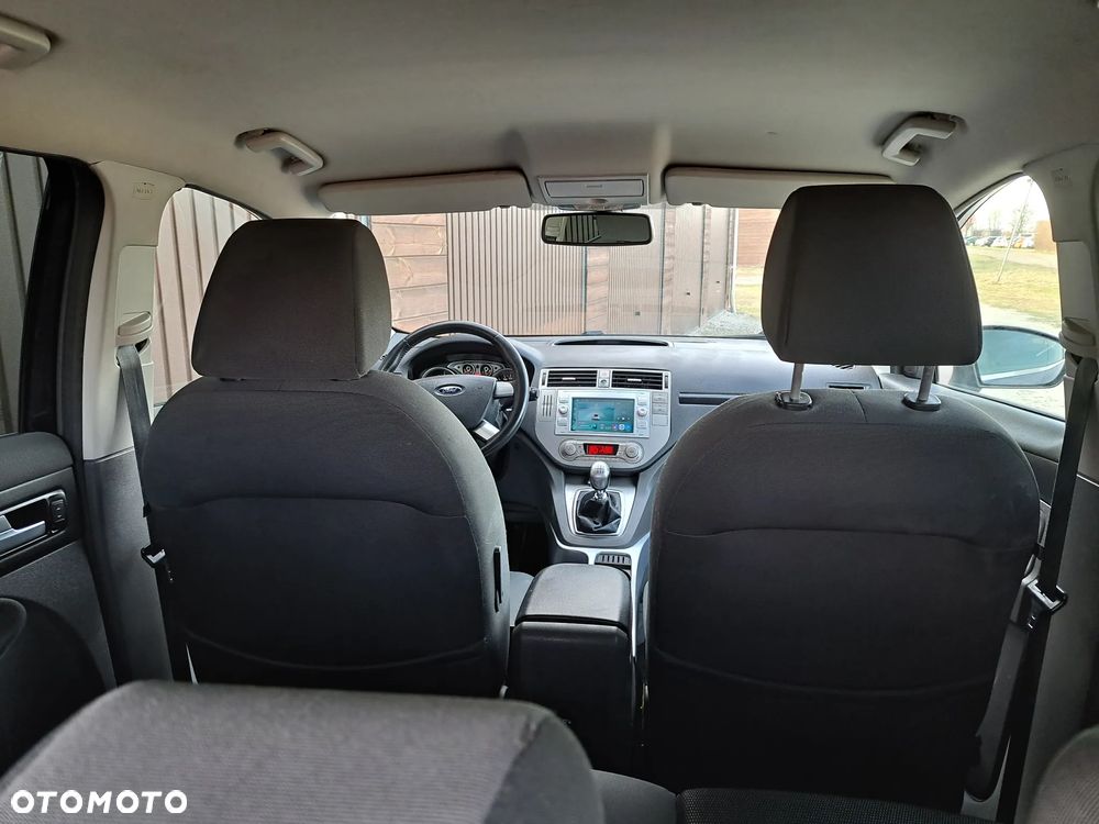 Ford Kuga 2.0 TDCi 2x4 Champions Edition - 29