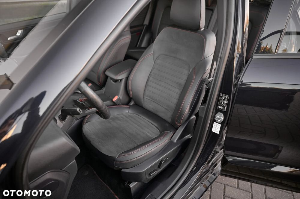 Ford Kuga 1.5 EcoBlue ST-LINE - 6
