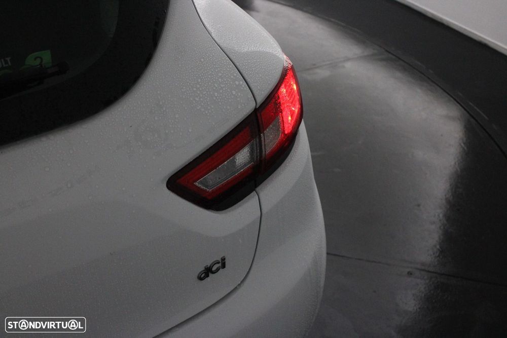 Renault Clio 1.5 dCi Zen - 25