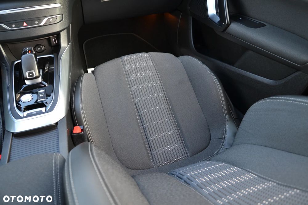 Peugeot 308 BlueHDi 130 EAT8 Stop & Start Allure - 33