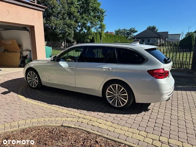 BMW Seria 3 330i GPF Luxury Line - 4