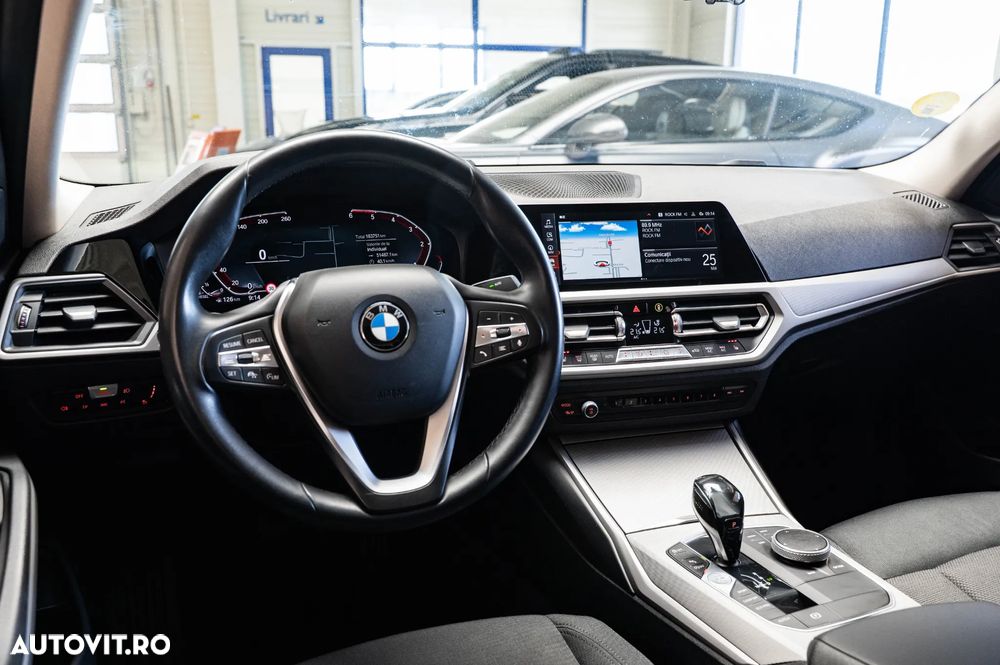 BMW Seria 3 320d xDrive Aut. - 27