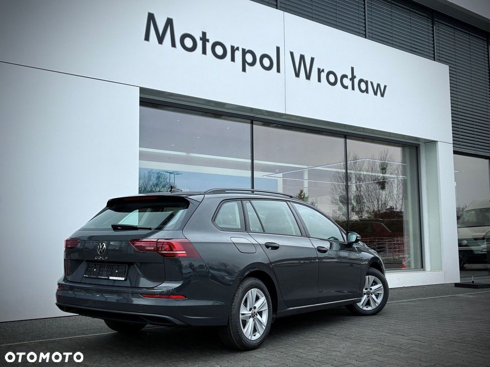 Volkswagen Golf - 10