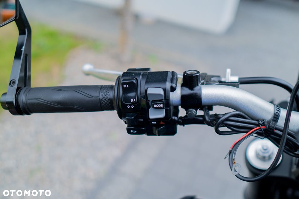 Yamaha MT - 22