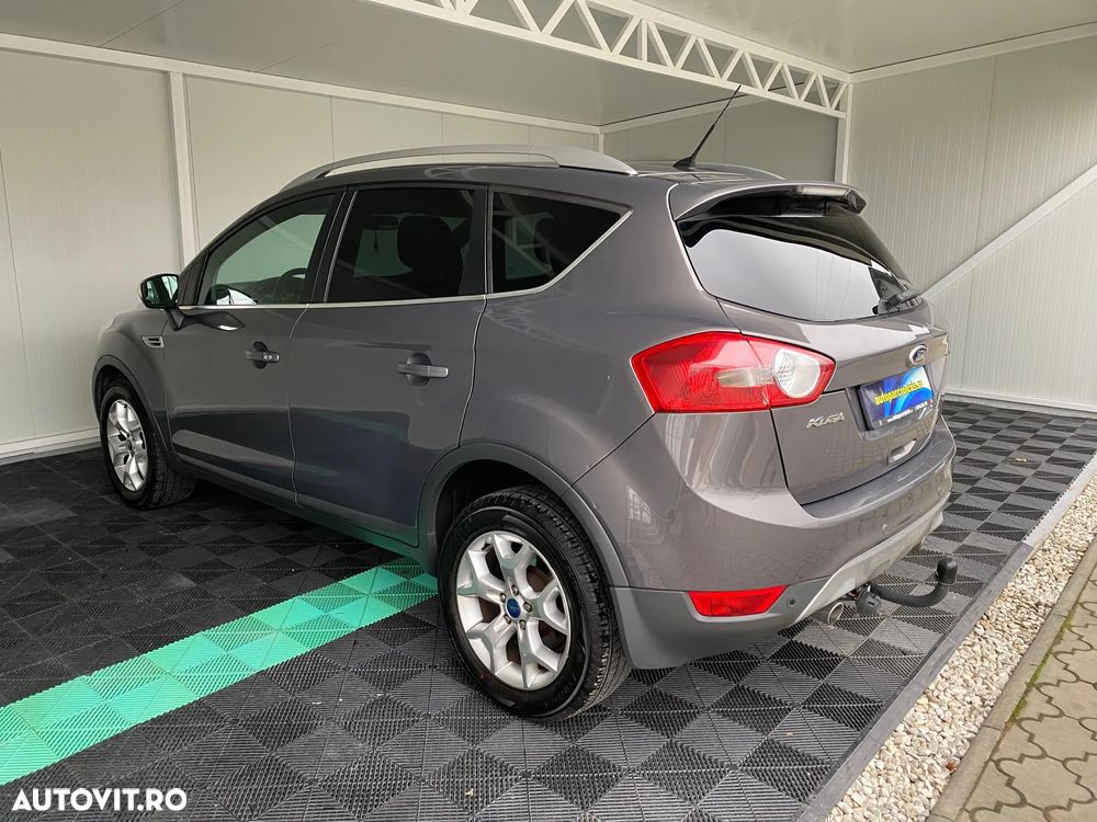 Ford Kuga - 11