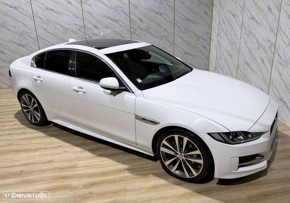 Jaguar XE 2.0 D R-Sport Aut. - 3