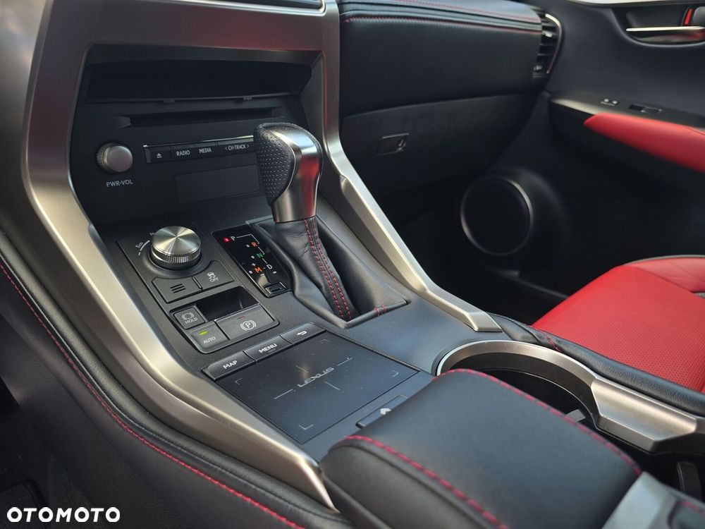 Lexus NX 300 F Sport AWD - 14