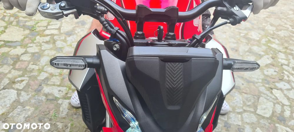 Honda CB - 18