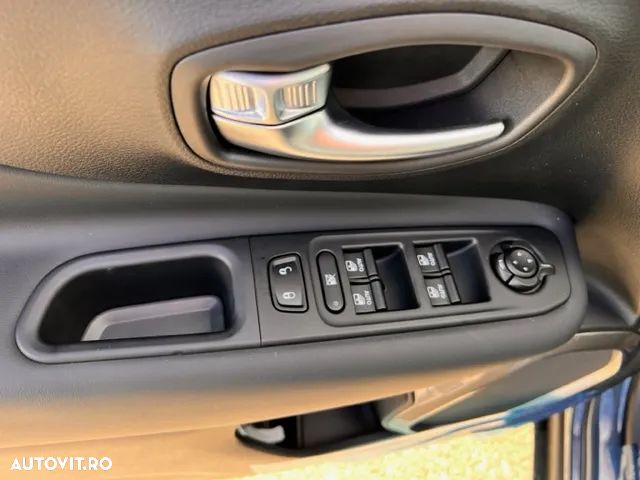 Jeep Renegade 1.5 FWD AT7 MHEV Limited - 17