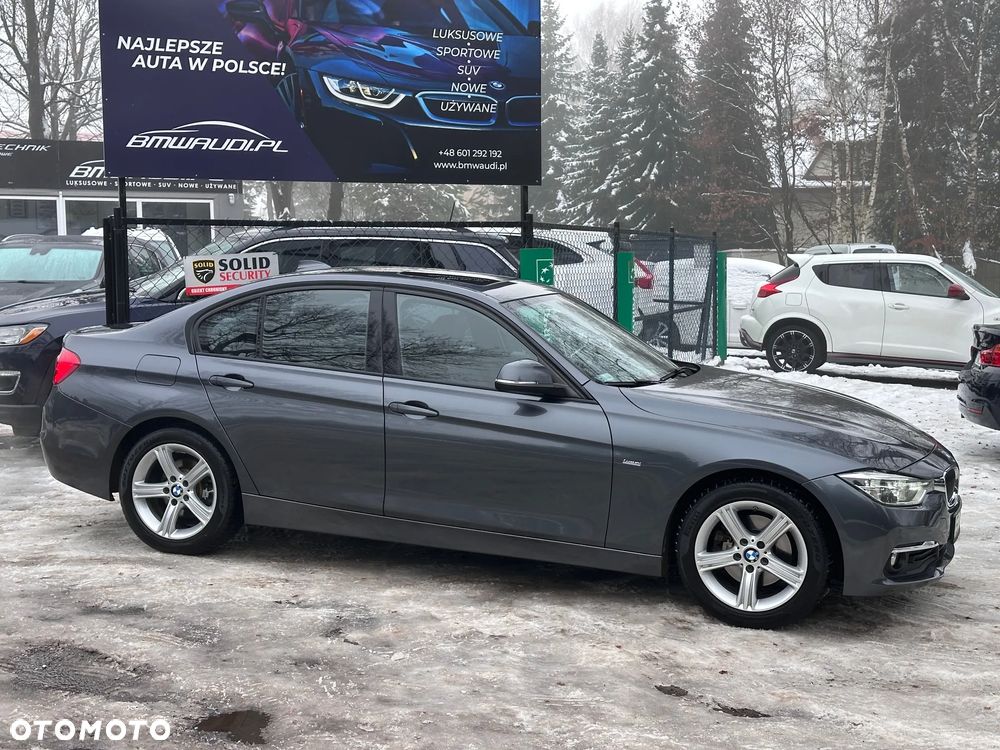 BMW Seria 3 328i xDrive Sport-Aut - 13