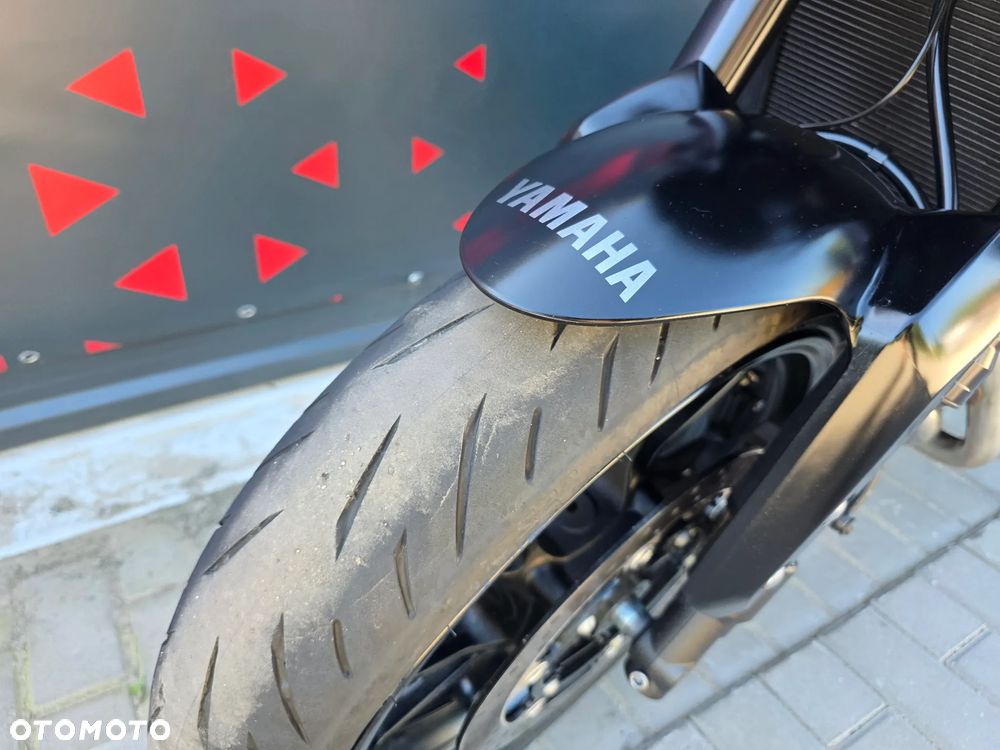 Yamaha MT - 16