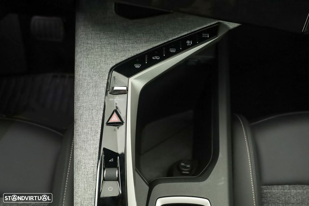 Peugeot 5008 1.2 Hybrid Allure e-DCS6 - 12