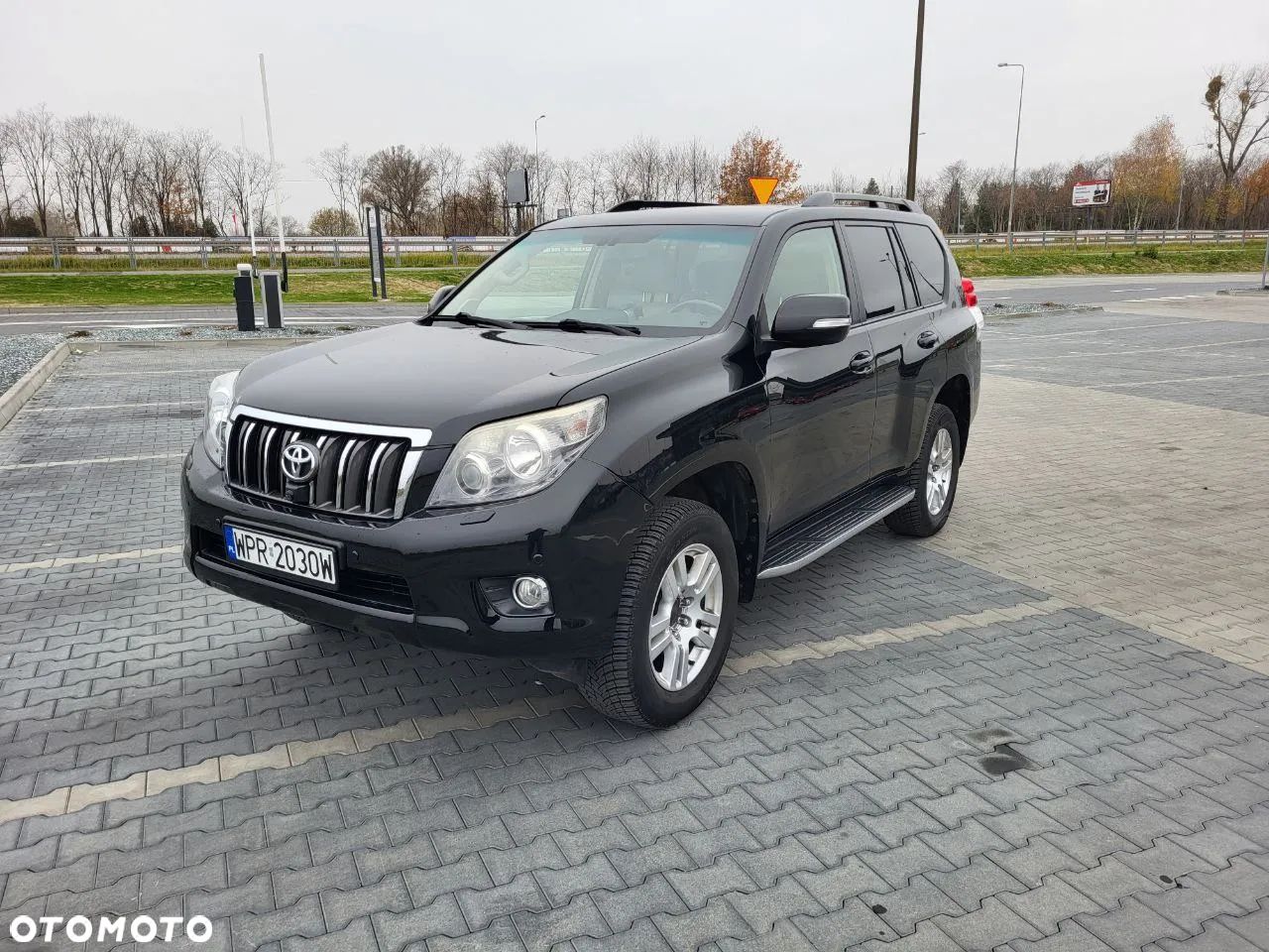 Toyota Land Cruiser LC 3.0 D-4D Prestige - 1