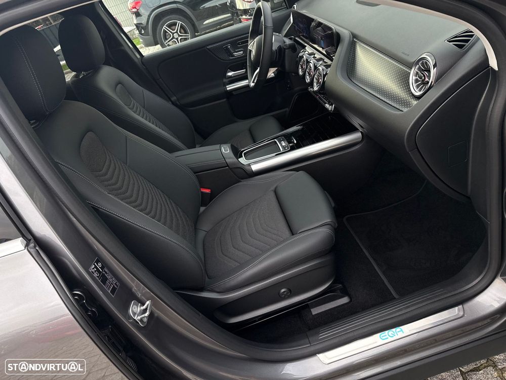 Mercedes-Benz EQA 250+ Progressive - 31