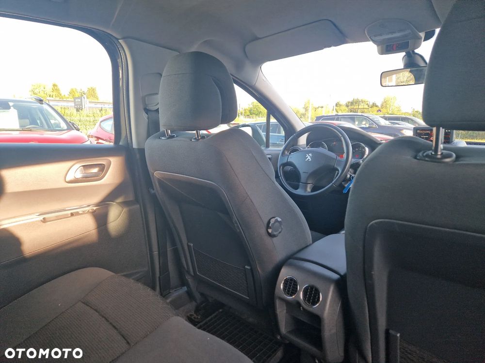 Peugeot 3008 - 26