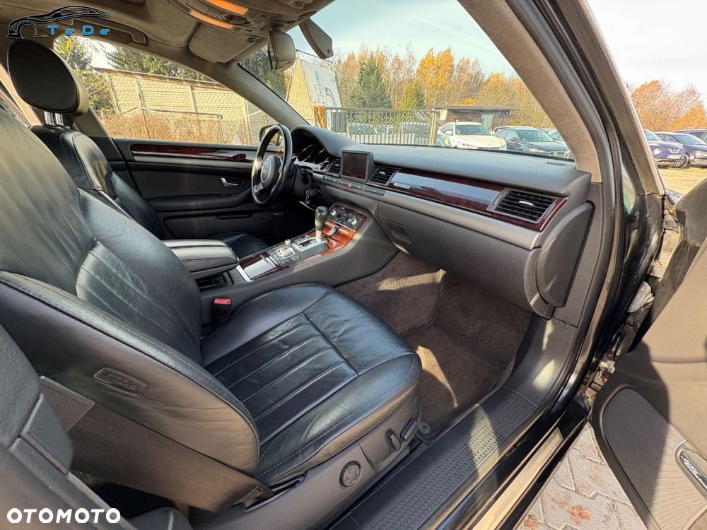 Audi A8 4.2 Quattro - 22