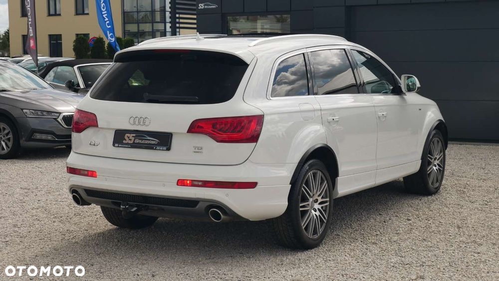 Audi Q7 - 7