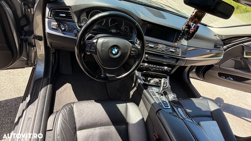 BMW Seria 5 520d Aut. - 3