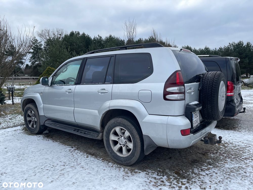 Toyota Land Cruiser - 5