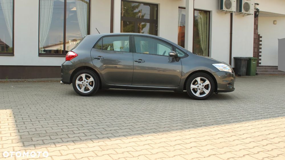 Toyota Auris 1.6 Executive - 15