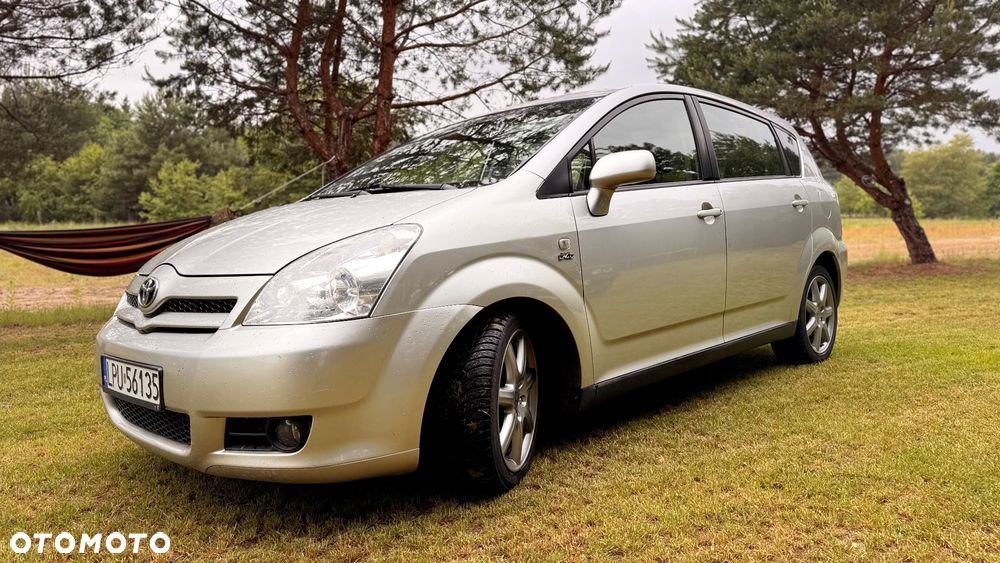 Toyota Corolla Verso 2.0 D-4D Terra - 2