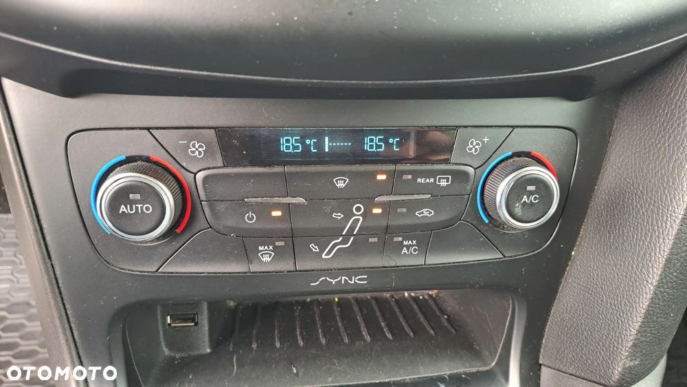 Ford Focus - 8
