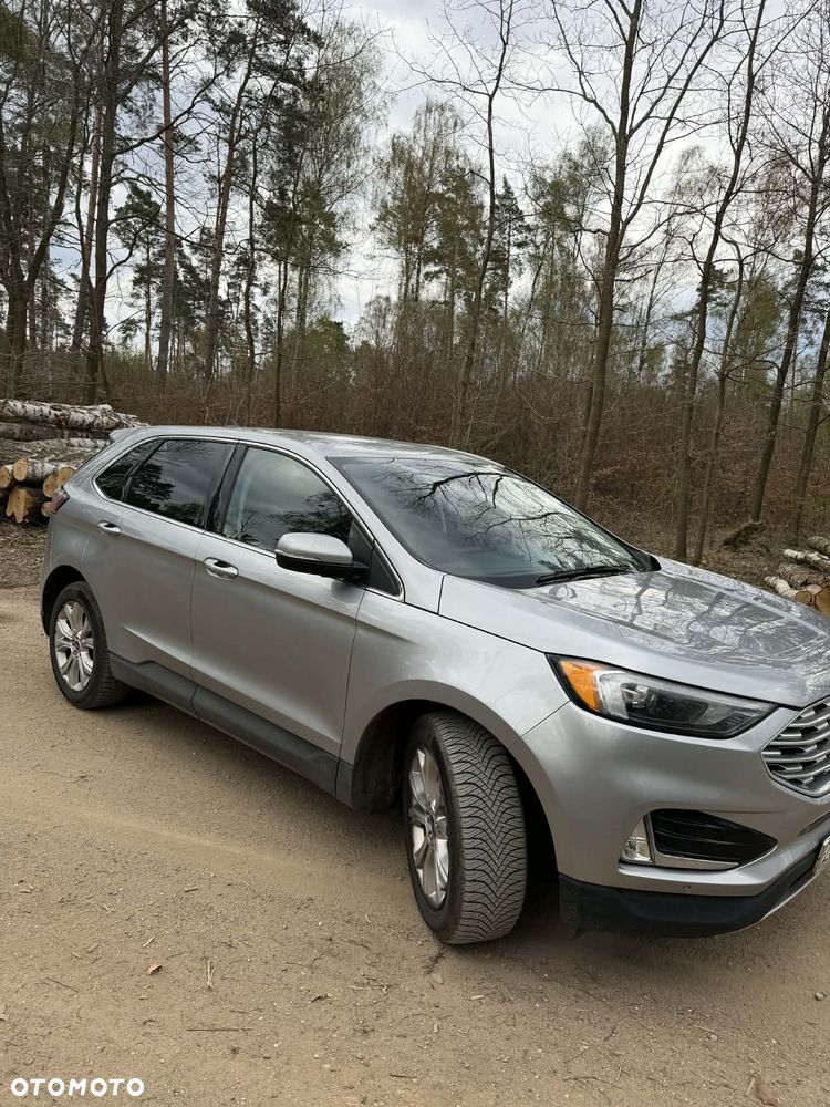 Ford Edge - 1