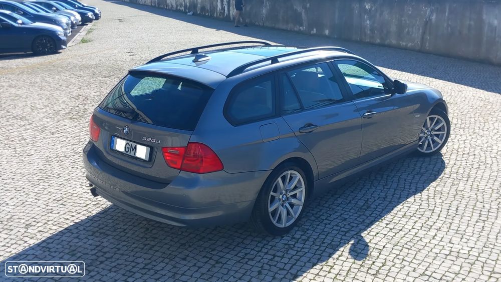 BMW 320 d Sport Auto - 3