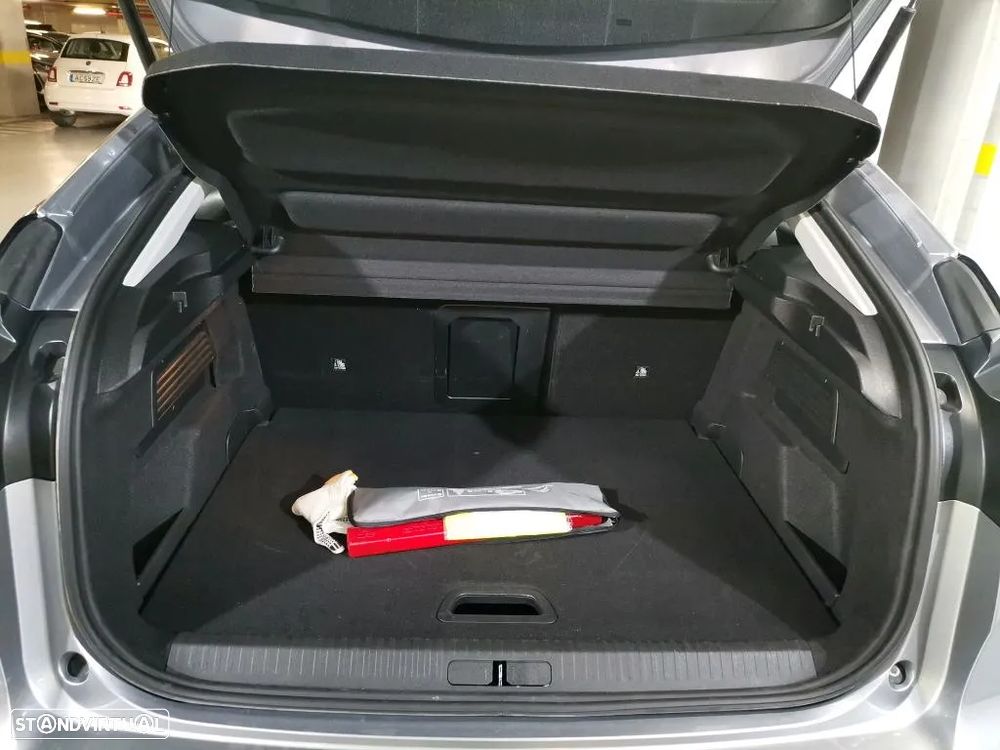 Citroën C4 1.2 PureTech Shine - 10
