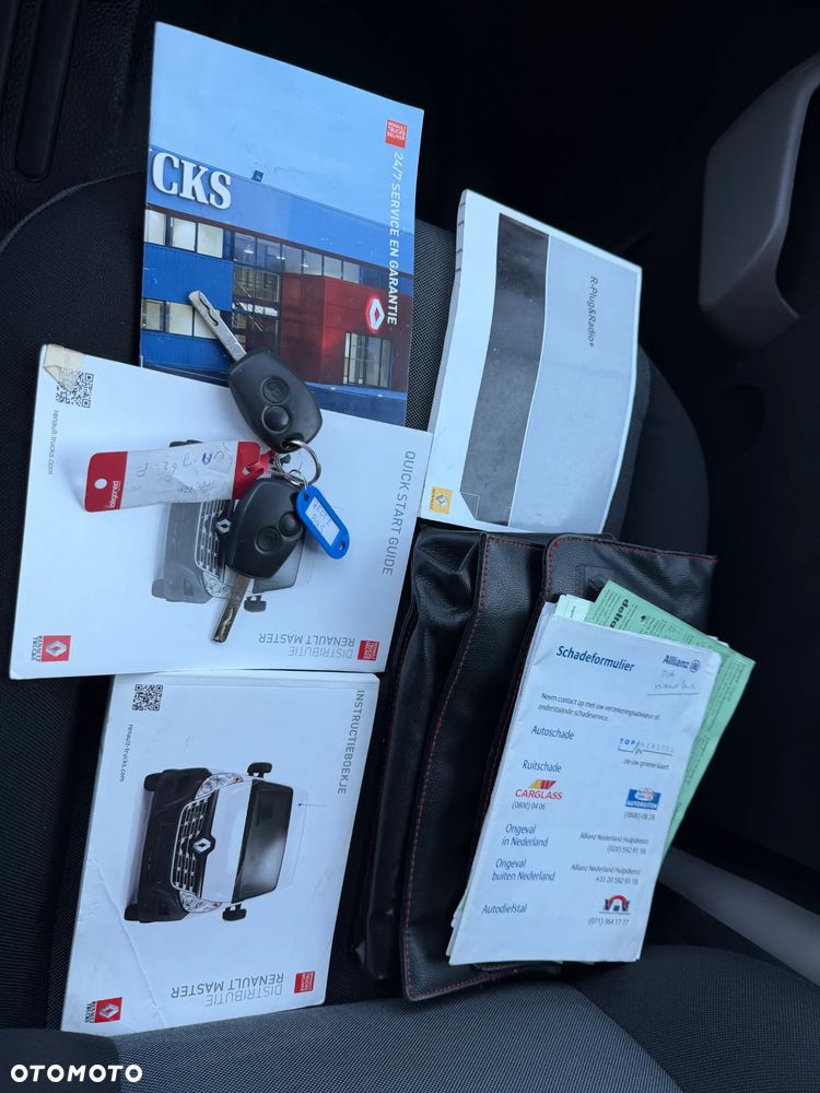 Renault MASTER 5 OSÓB - 36