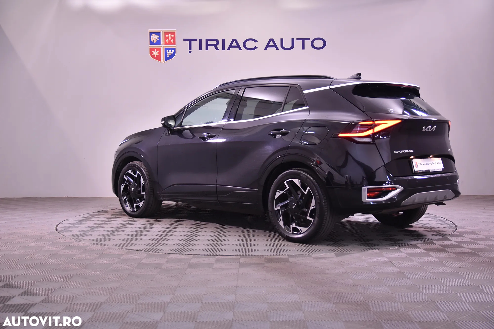 Kia Sportage 1.6 T-GDI AWD Plug-in Hybrid Paket GT-Line - 3