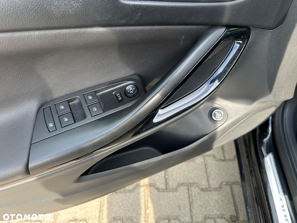 Opel Astra 1.6 BiTrb D (CDTI) Start/Stop Dynamic - 11